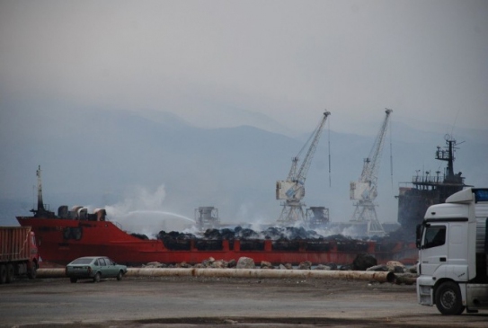 İskenderun Limanı'ndaki Gemi Yangını