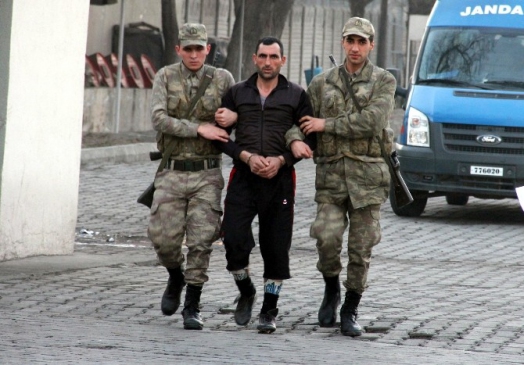 Cinayet Kaçağı Halı Saha Maçında Yakalandı