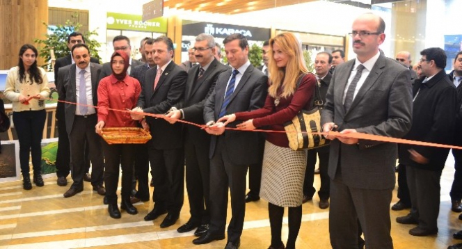 ''tarım Ve İnsan'' Sergisi Yoğun İlgi Gördü