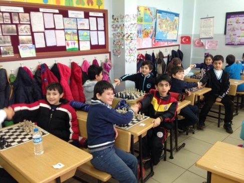 TOKİ İlkokulu'nda Satranç Turnuvası