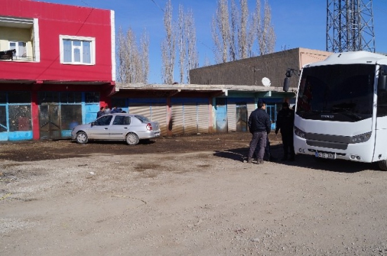 Doğubayazıt'ta Kaçak Mazot Operasyonu