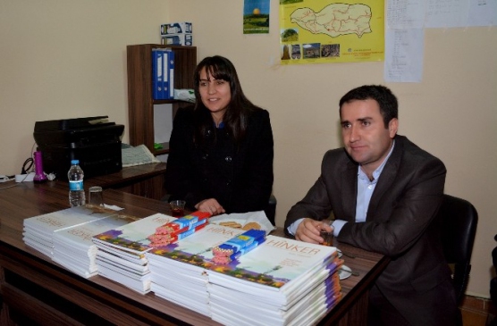 Belediyeden Anadilde Eğitim Görenlere Yardım