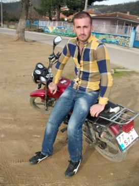 Yalova'da İki Arkadaşın Tartışması Kanlı Bitti 1 Ölü