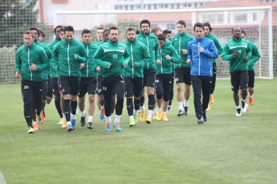 Akhisar İkinci Devreye 3 Eksik İle Başlıyor