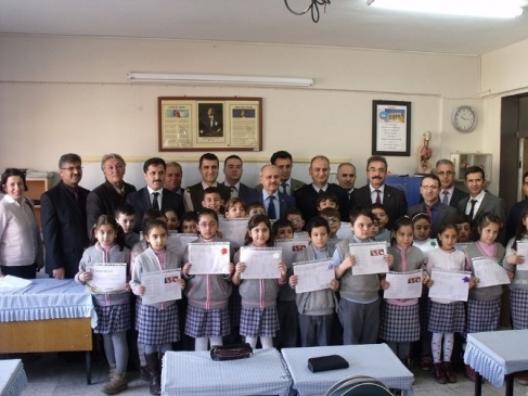 Salihlili Öğrenciler Karne Heyecanı Yaşadı