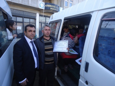 Okul Müdüründen Servis Şoförlerine Karne