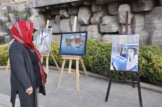 Siverek Halk Eğitim Merkezi Kursiyerlerinden Resim Sergisi