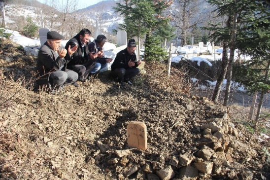 (Özel Haber) 15 Yıldır Küs Olan Abi Kardeş 5 Saat Arayla Öldü