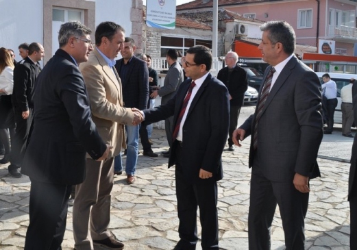 Ayvalık'ta Restorasyonu Tamamlanan Tarihi Gümrük Binasına Görkemli Açılış