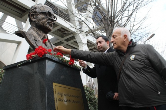 Kocaeli'li Gazeteciler Uğur Mumcu'yu Unutmadı