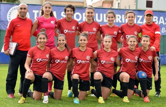 Muratpaşa'lı Kadınlar Karşıyaka'yı Konuk Ediyor