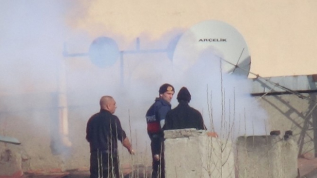 Kars'ta Baca Yangını Korkuttu