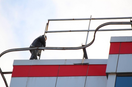 15. Kez İntihara Kalkıştı