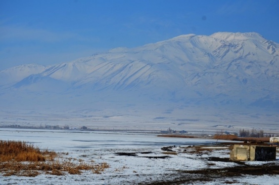 Arin Gölü Tamamen Dondu