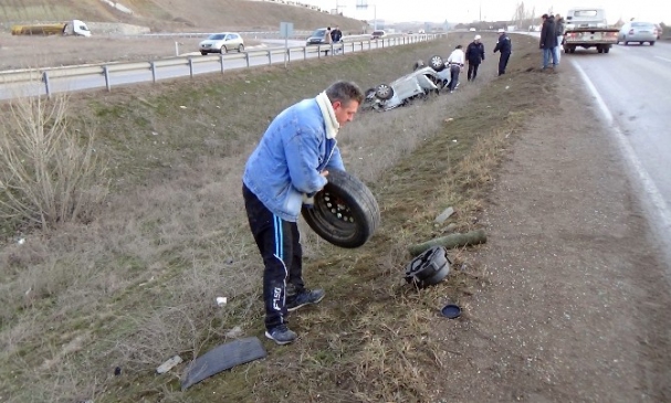 Ankara'da Trafik Kazası 4 Yaralı