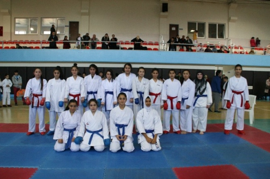 Adanalı Kareteciler Sakarya'ya İddialı Gitti