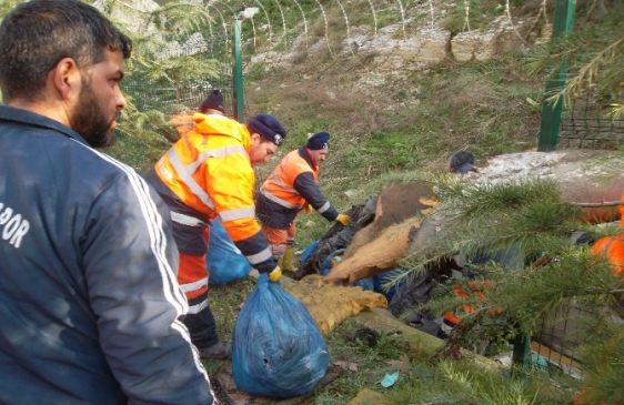 İzmit Belediyesi'nden Çevre Temizliği