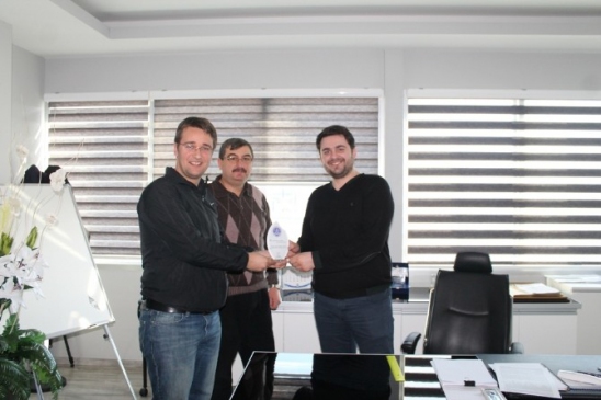 Oraes Sakrad'a Acil Durum Röle Enerji Sistemleri Hibe Etti