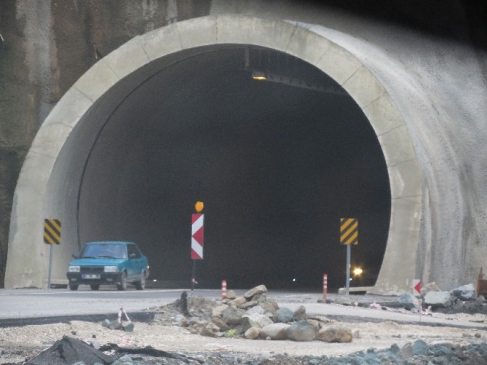 Tüneller Açıldı Yollar Kısaldı