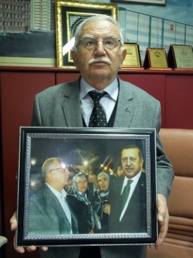 Recep Tayyip Erdoğan Adına Camdan Mescit Yaptıracak