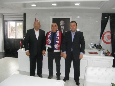 Isparta Sportif'ten Sdü Rektörüne Teşekkür Ziyareti