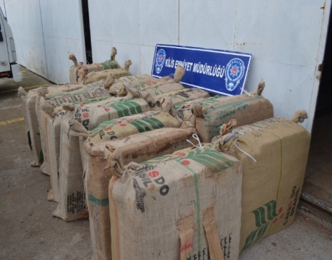 Kilis'te 20 Bin Paket Kaçak Sigara Ele Geçirildi