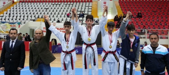 Şahinbeyli Tekvandoculardan Büyük Başarı