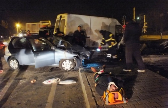 (Özel Haber) Alkollü Sürücü Kazaya Neden Oldu 6 Yaralı