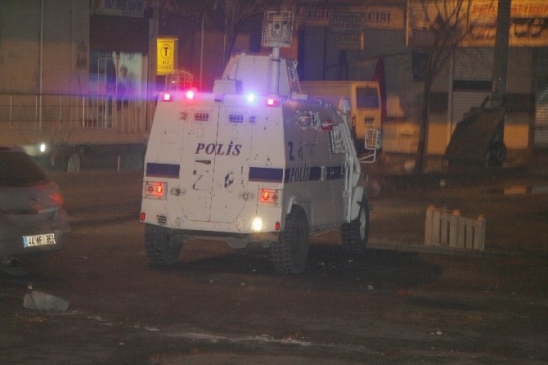 Diyarbakır'da Kobani Kutlamaları Sonrası Olaylar Çıktı