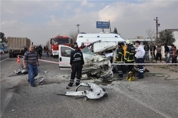 Japon tercüman, trafik kazasında öldü