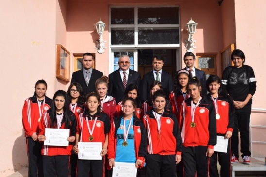 Futbolun Sultanları Kaymakam Bedir'i Ziyaret Etti