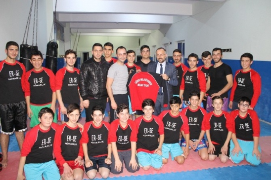 Gürsu Belediyespor Muay Thai Dalında Da İddialı