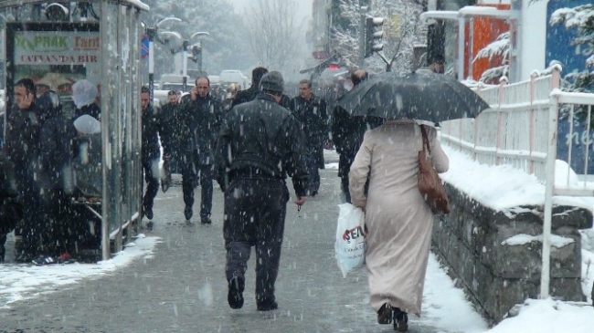 Tatvan'da Yoğun Kar Yağışı