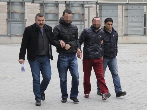 Gözaltına Alınan 2 Kişiye Adli Kontrol