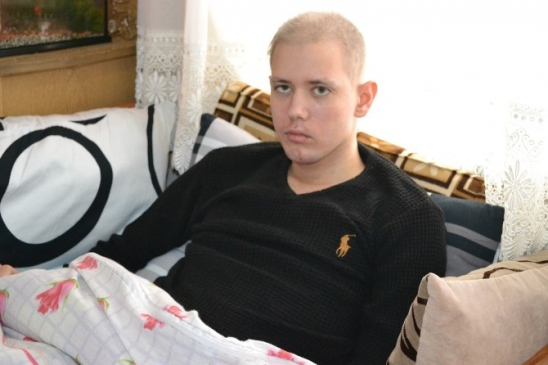 19 Yaşındaki Gencin İyileşmesi İçin Anne Sütü Gerekiyor