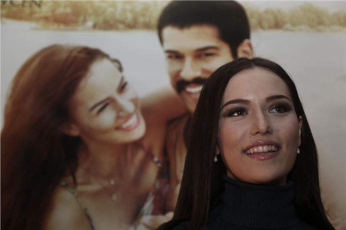 Antalya'da ''Aşk Sana Benzer'' filminin galası yapıldı