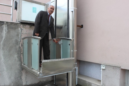 Kültür Merkezine Engelli Asansörü Yapıldı