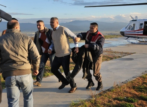 Cinayet Zanlısı Jandarmaya Pusu Kurdu 2 Yaralı