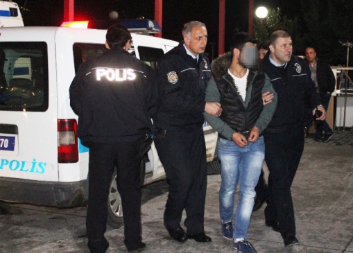 Tartıştığı Annesini Tüfekle Öldürdü