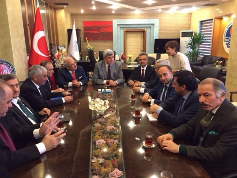 Karaosmanoğlu Ve Üzülmez Mersin'de