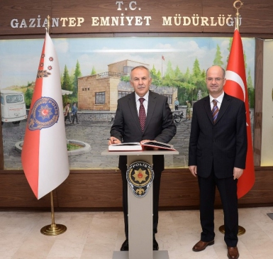 Gaziantep Valisi Erdal Ata Emniyet Müdürünü Ziyaret Etti