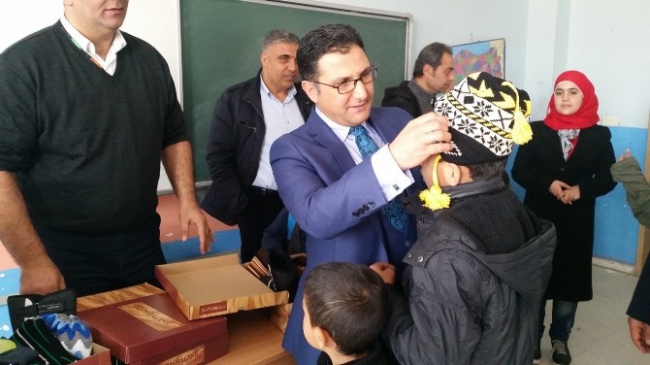 Thy Çalışanlarından Suriyeli Öğrencilere Yardım