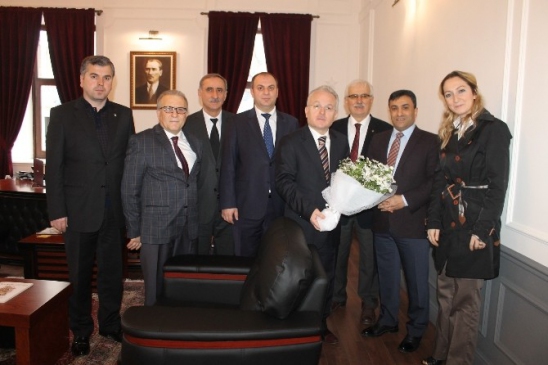 Başkan Altunbaş'tan Ortahisar Kaymakamı'na ''Hayırlı Olsun'' Ziyareti