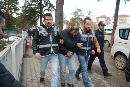 Telefon Dolandırıcısı Sahte Savcı Yakalandı