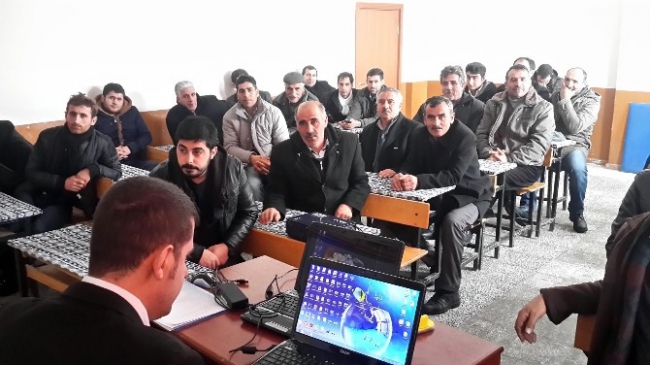 Hamur'da Taşıma Şoförlerine Seminer