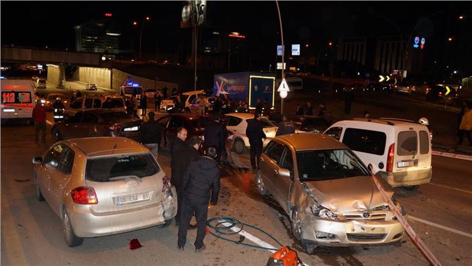 Başkentte zincirleme trafik kazası