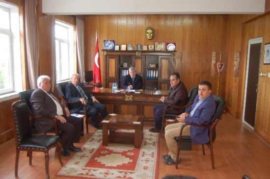 Köylerin Çöplerini Belediyeler Toplayacak