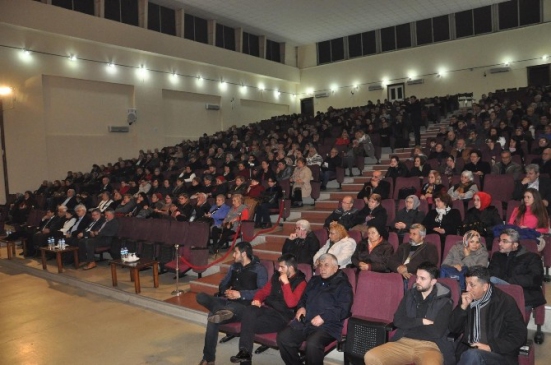 Edremit Türk Müziği Konservatuar Derneği Kış Konseri Yapıldı