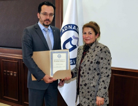 Adü Hastanesi Bağışçısını Onurlandırdı