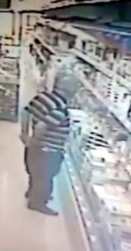 Hırsızlık Yaparken Donla Kaldı